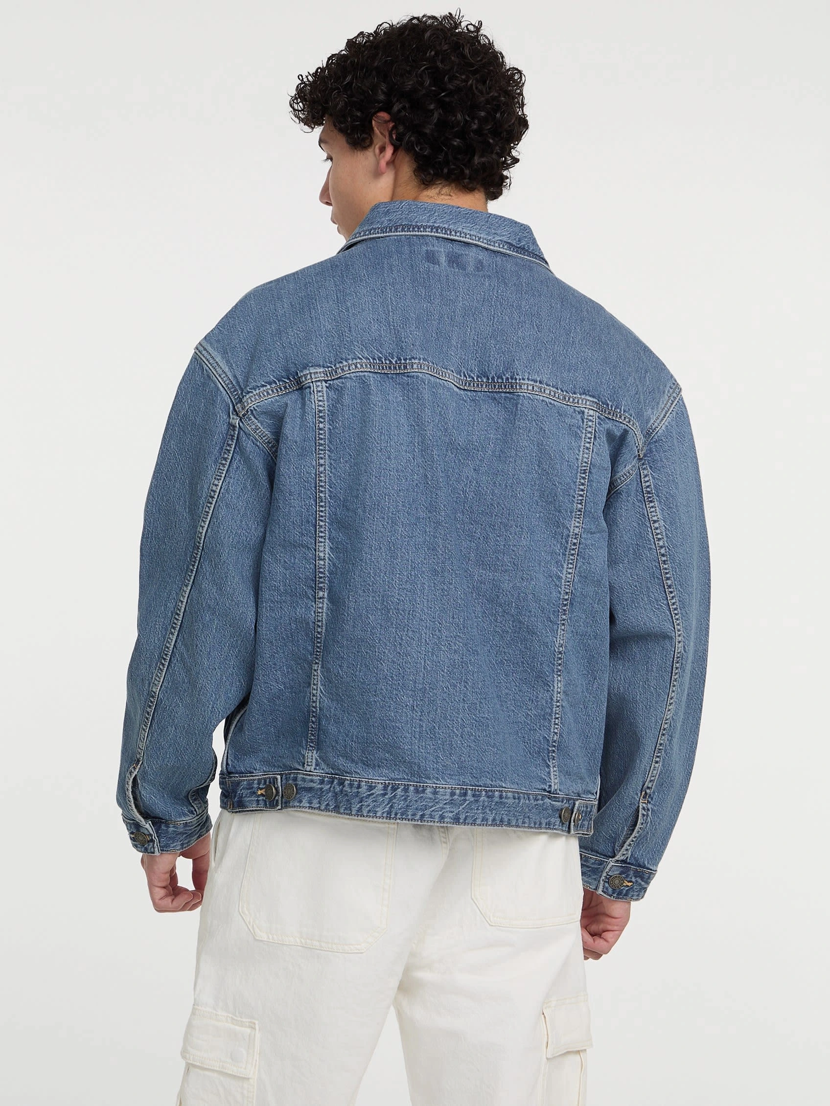 Guess Erkek  Mavi  Oversized Denim Trucker Ceket