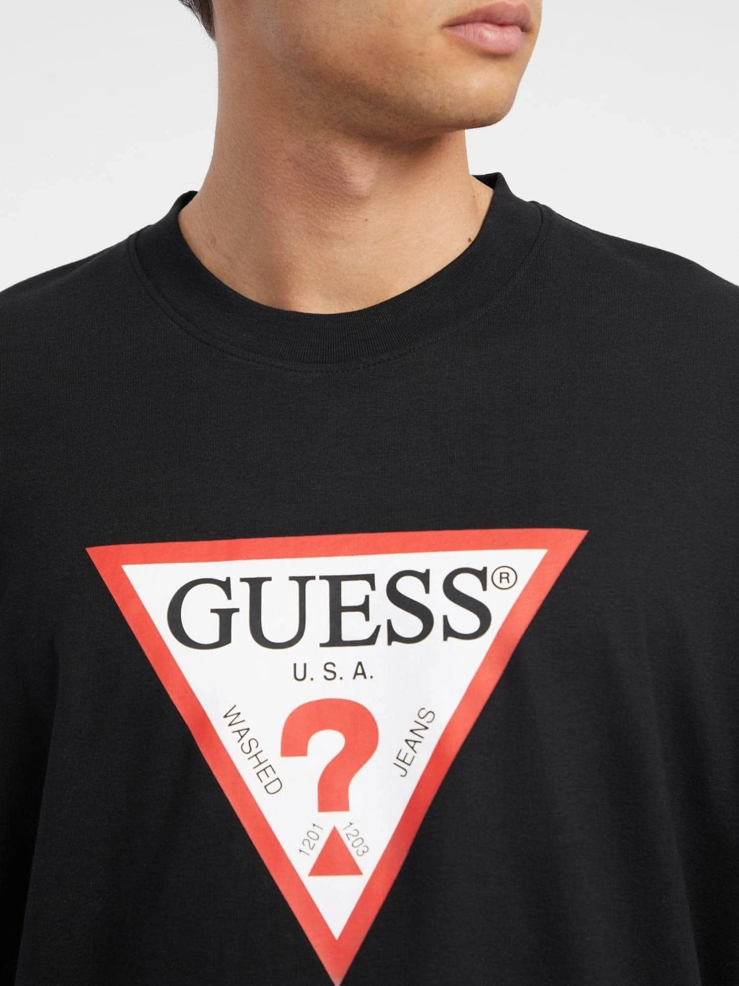 Guess Jeans Erkek Siyah Jarseli Logolu İkonik T-Shirt