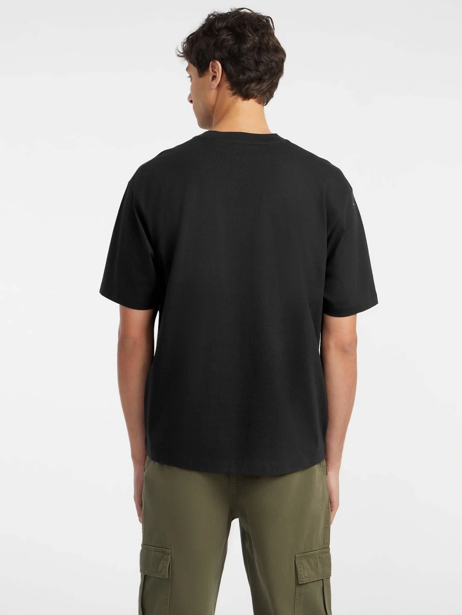 Guess Jeans Erkek Siyah Mini Üçgen Logolu T-Shirt