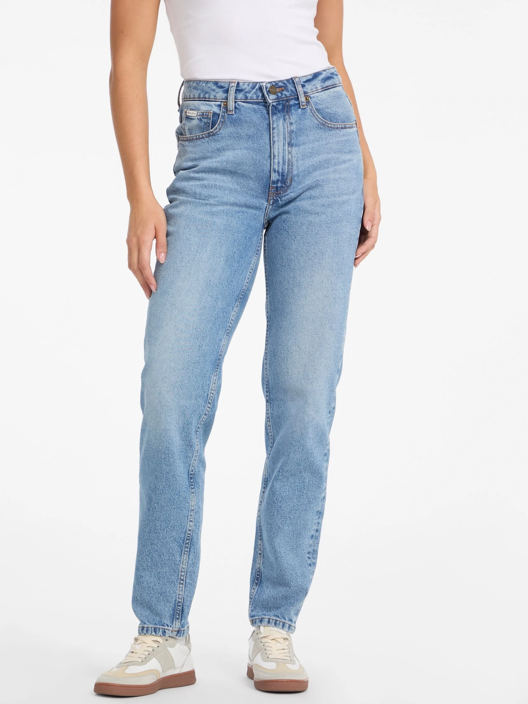 Guess  Jeans Kadın  Açık Mavi G06 Mom Jean Pantolon