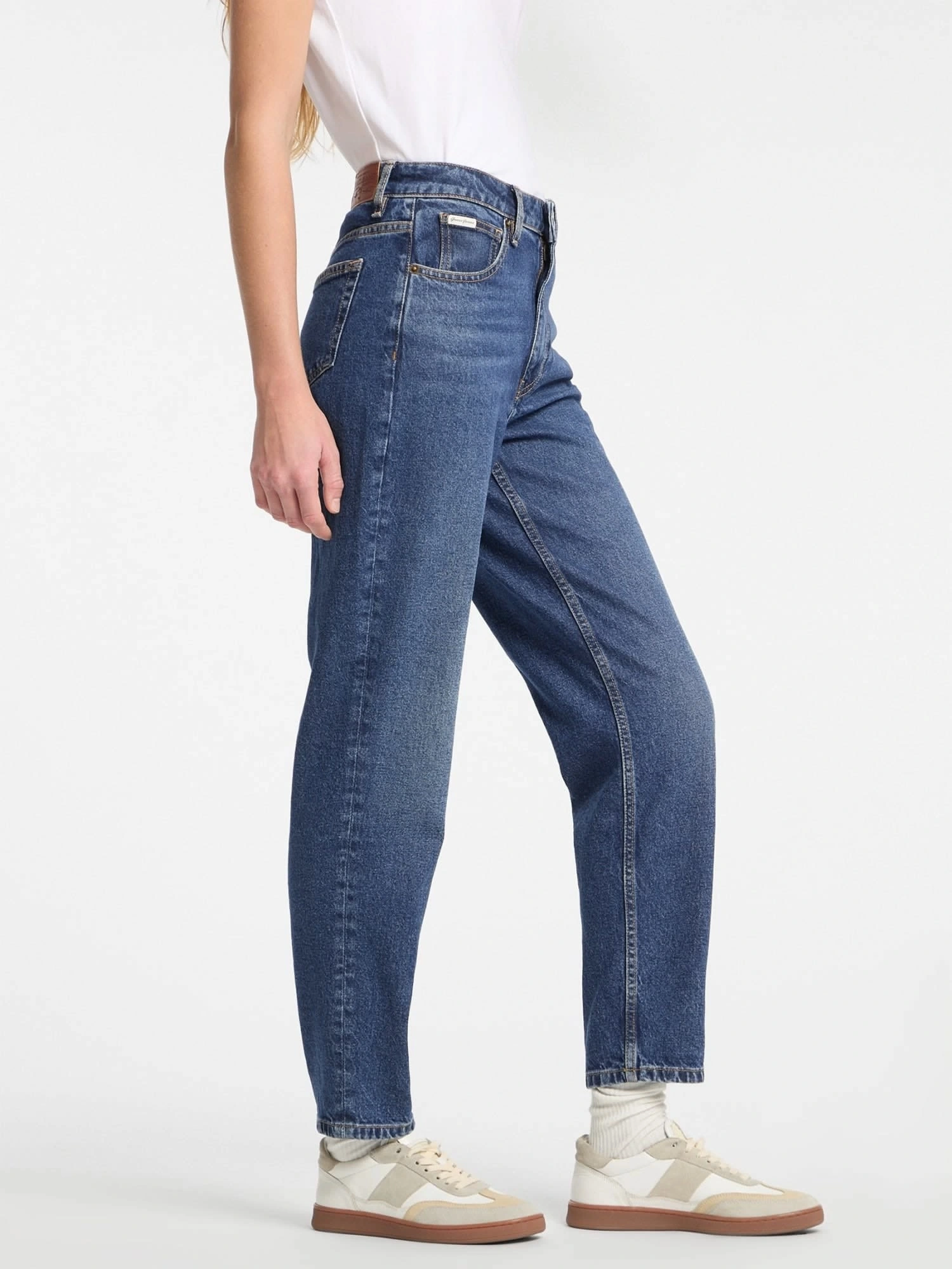 Guess Jeans Kadın G06 Mom Jean Pantolon
