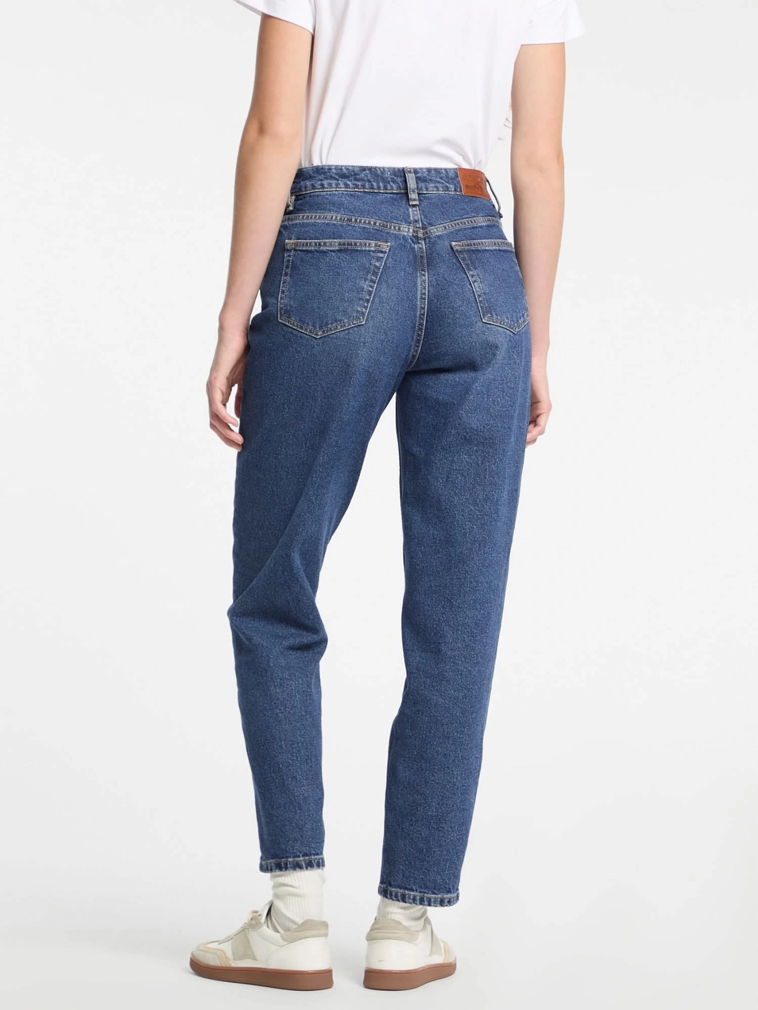 Guess Jeans Kadın G06 Mom Jean Pantolon