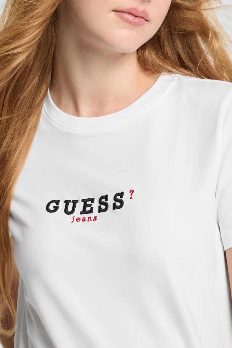 GUESS JEANS Kadın Logo İşlemeli Tişört Beyaz