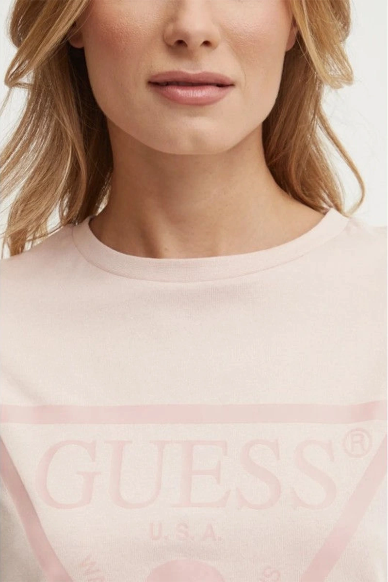 Guess Kadın Adele Önü Üçgen Logolu Pembe T-Shirt