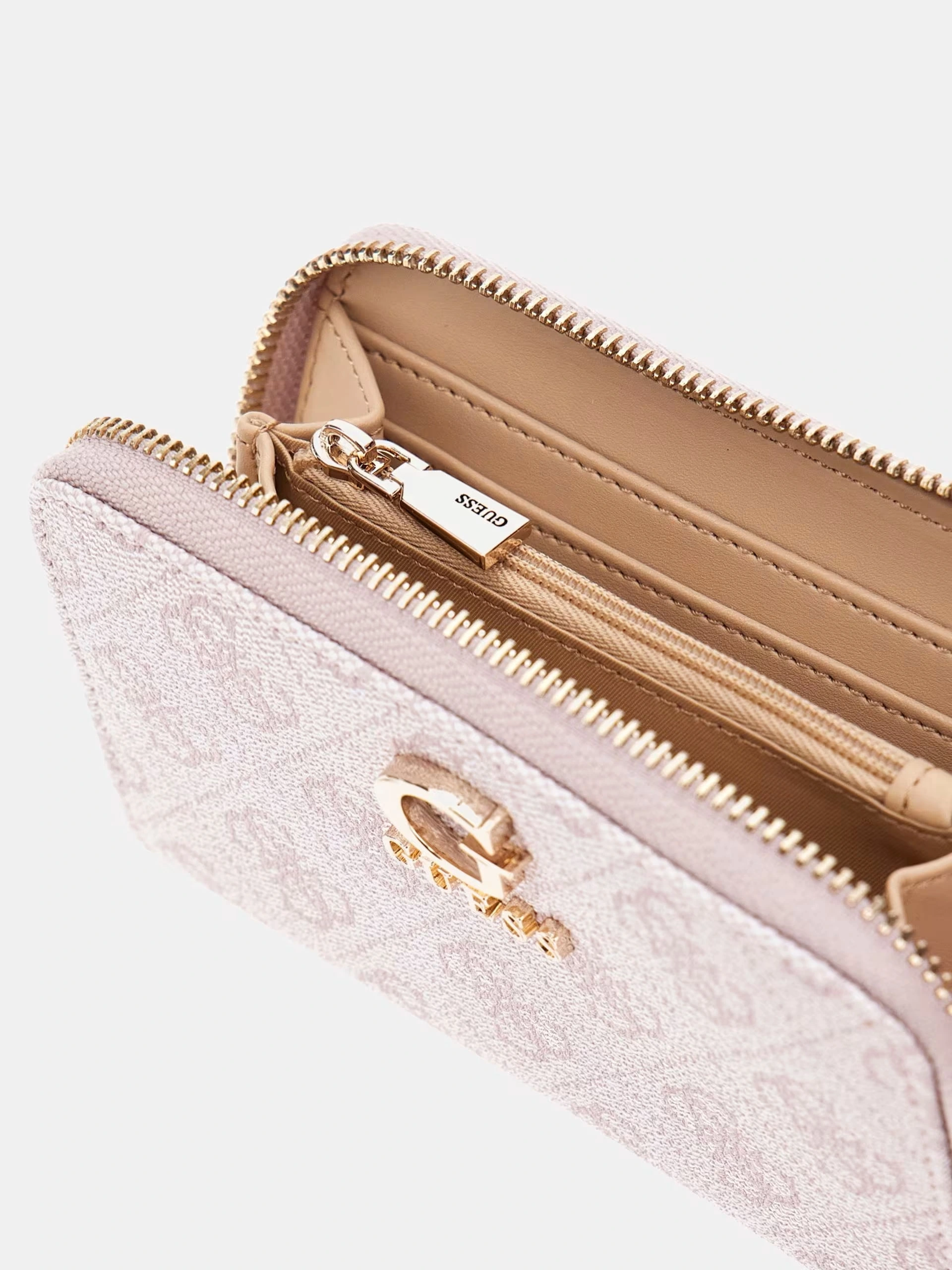 Guess Kadın Pembe Zamira Orta Boy Fermuarlı Cüzdan