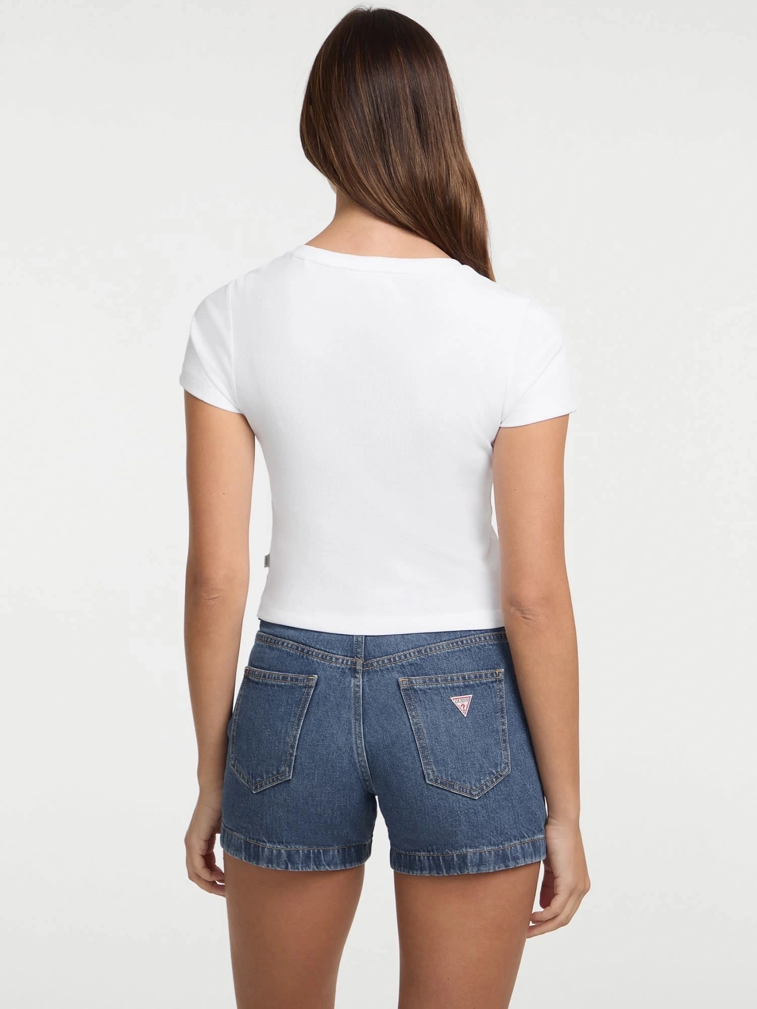 Guess Kadın Beyaz Düğme Detaylı Slim Üst