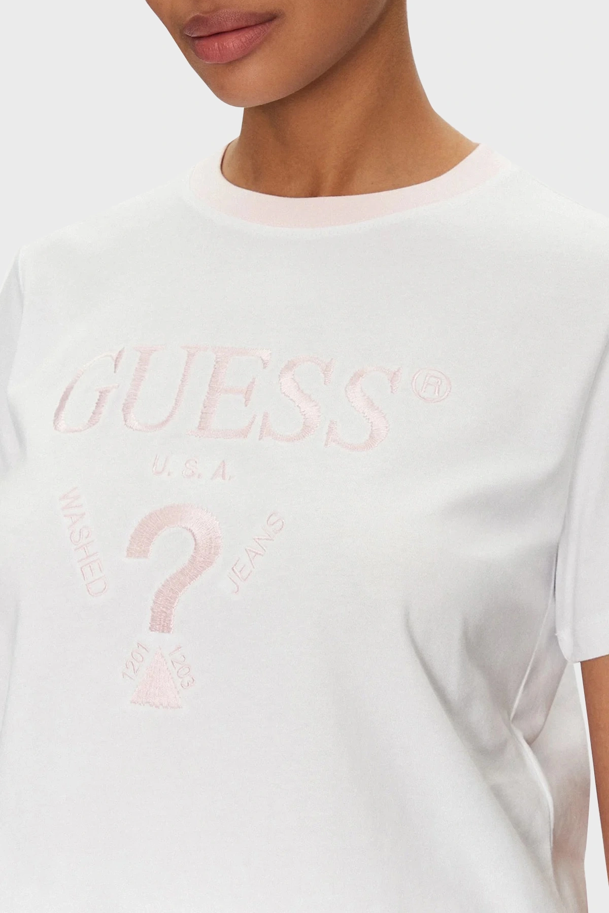 Guess Kadın Beyaz Filanta Crop Tişört