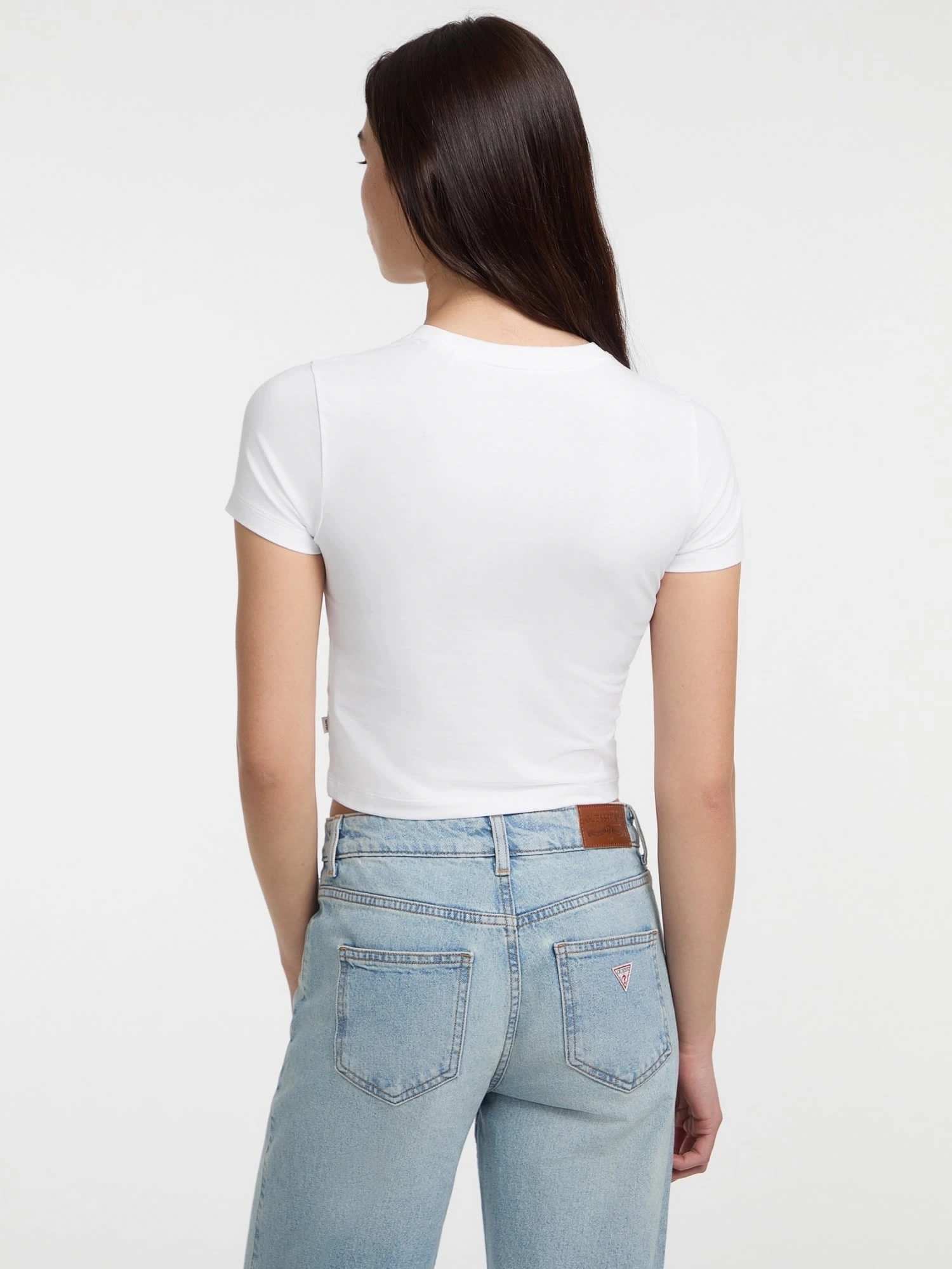 Guess Kadın Beyaz Yıldız İşlemeli Slim Tişört