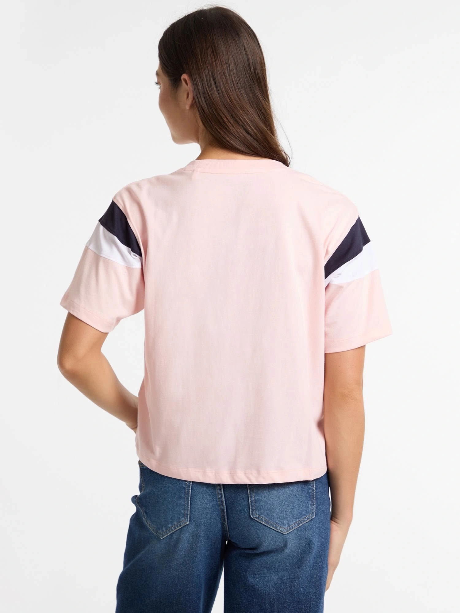 Guess Kadın Pembe Boxy Kesim Kısa Kollu Tişört