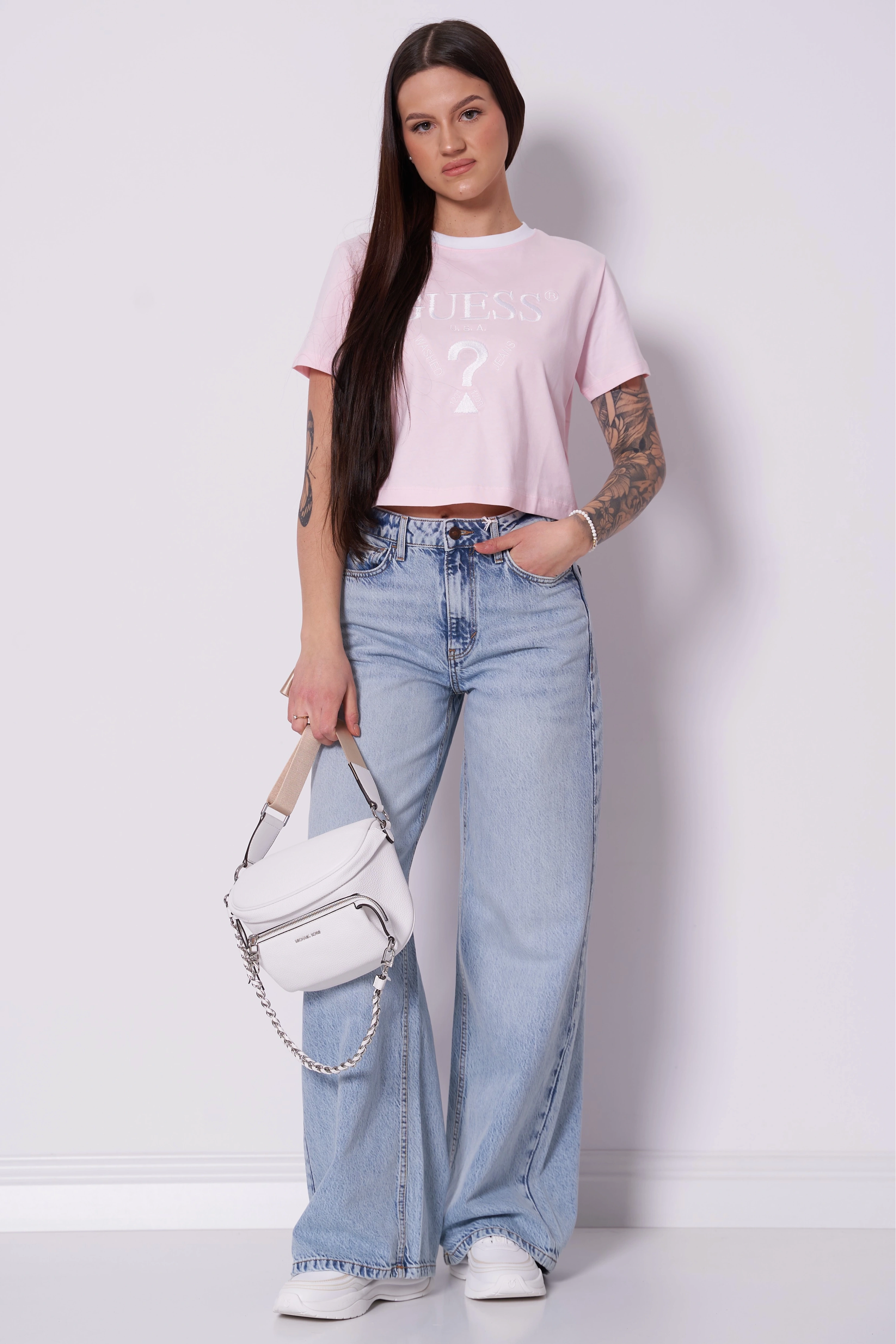 Guess Kadın Pembe Filanta Crop Tişört