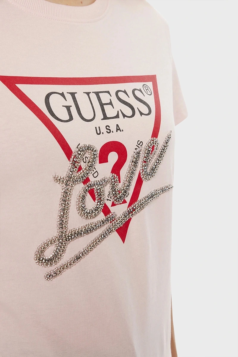 Guess Kadın Taşlı Love Logolu Pembe T-Shirt