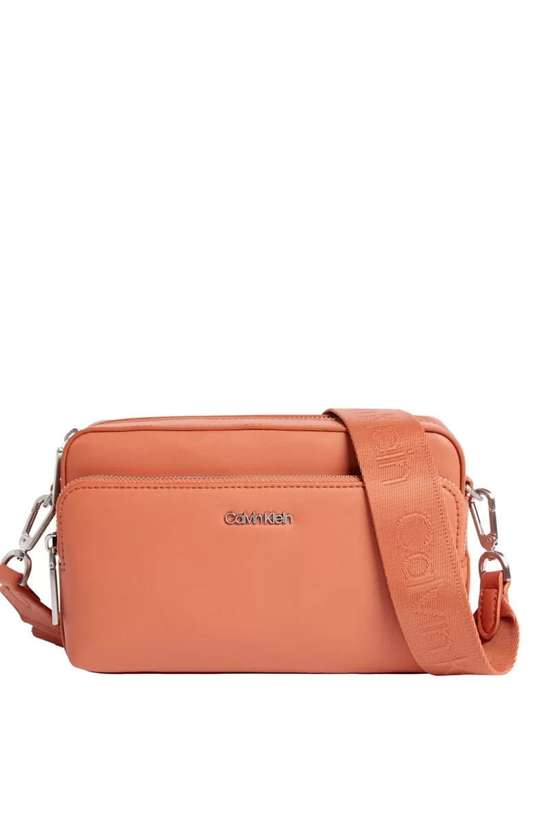 Calvin Klein Suni Deri Çapraz Çanta