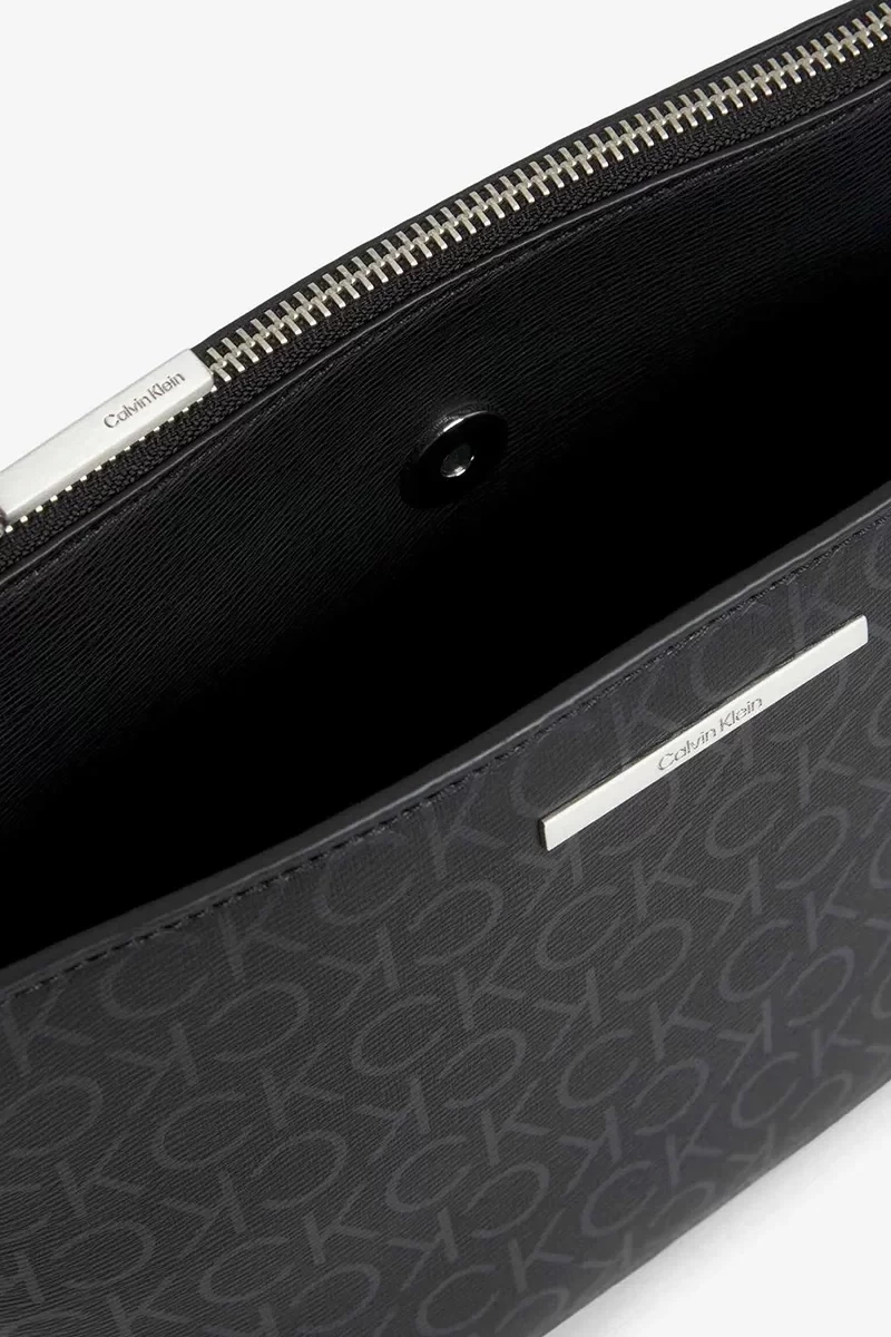 Calvin Klein Daily Dressed Crossbody-Epi Mono Kadın Çanta