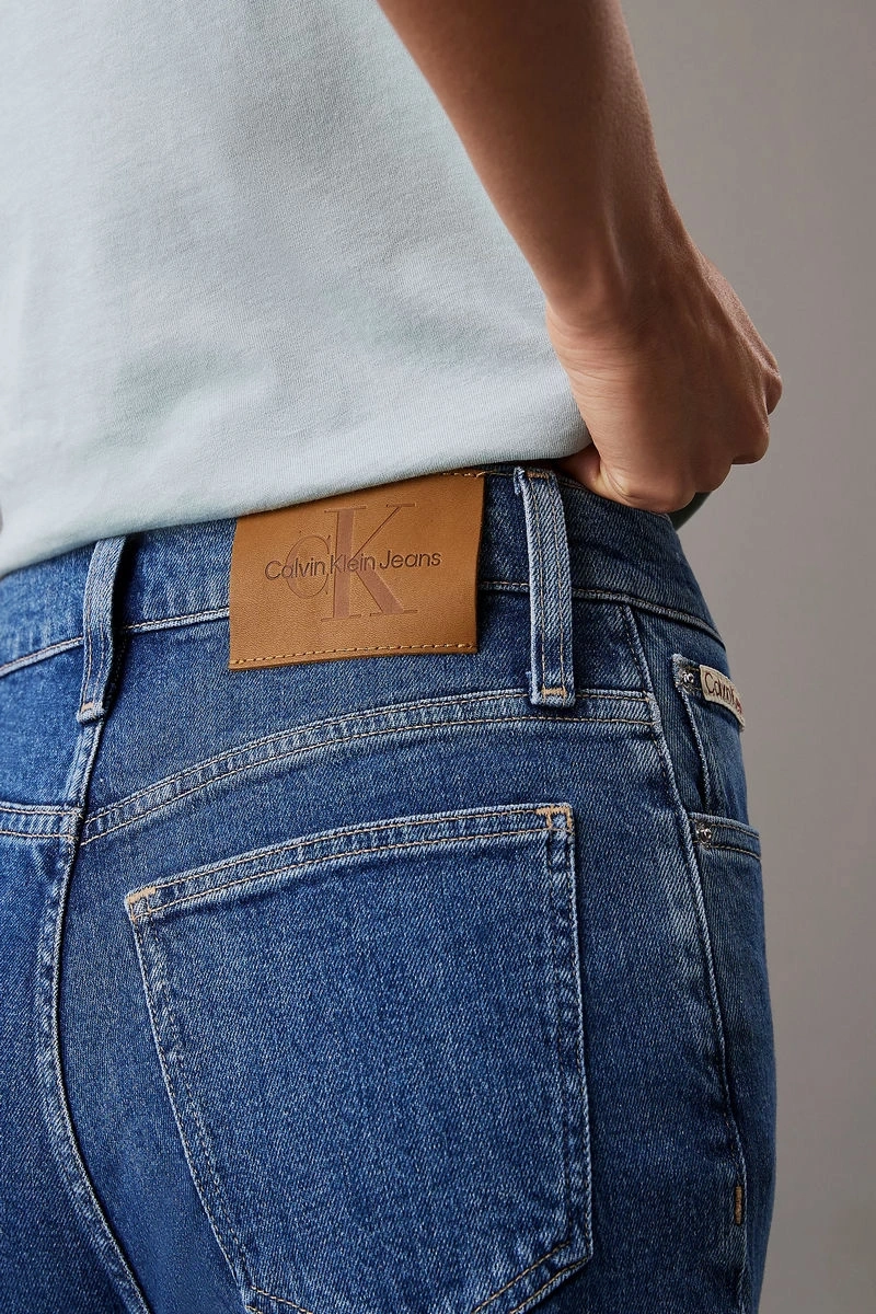 Calvin Klein Kadın Mom  Denim Mavi Kot Pantolon