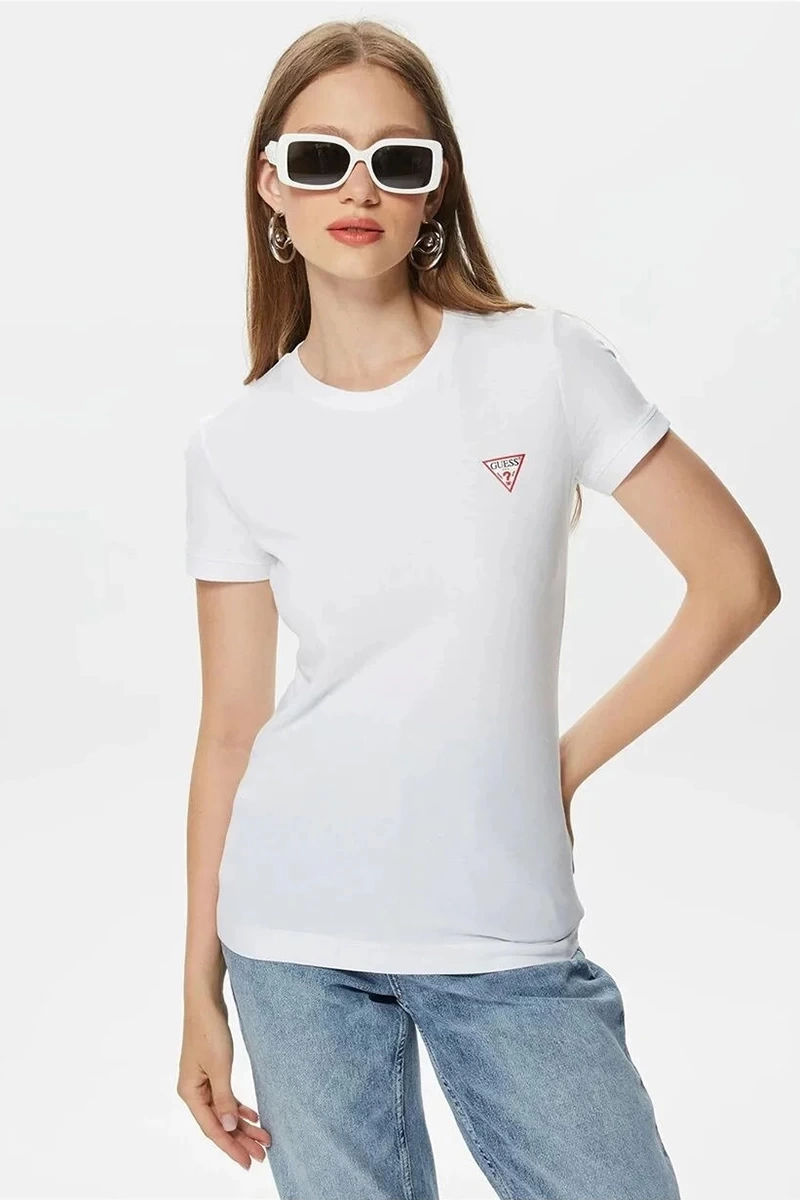 Guess Kadın Mini Üçgen Logolu Beyaz T-Shirt