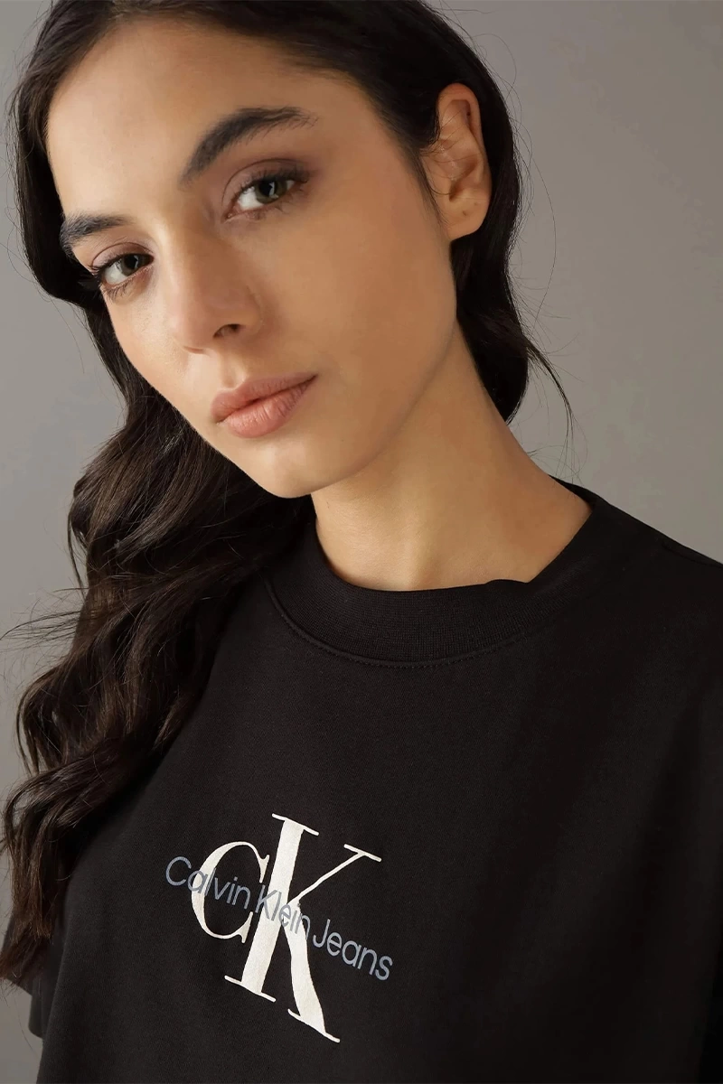 Calvin Klein  Kadın Logolu  Bisiklet Yaka Siyah T-Shirt
