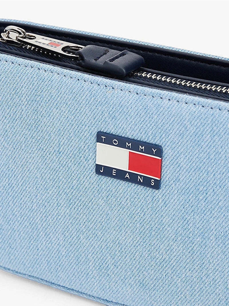TJW ESS MUST SHOULDER BAG DENIM