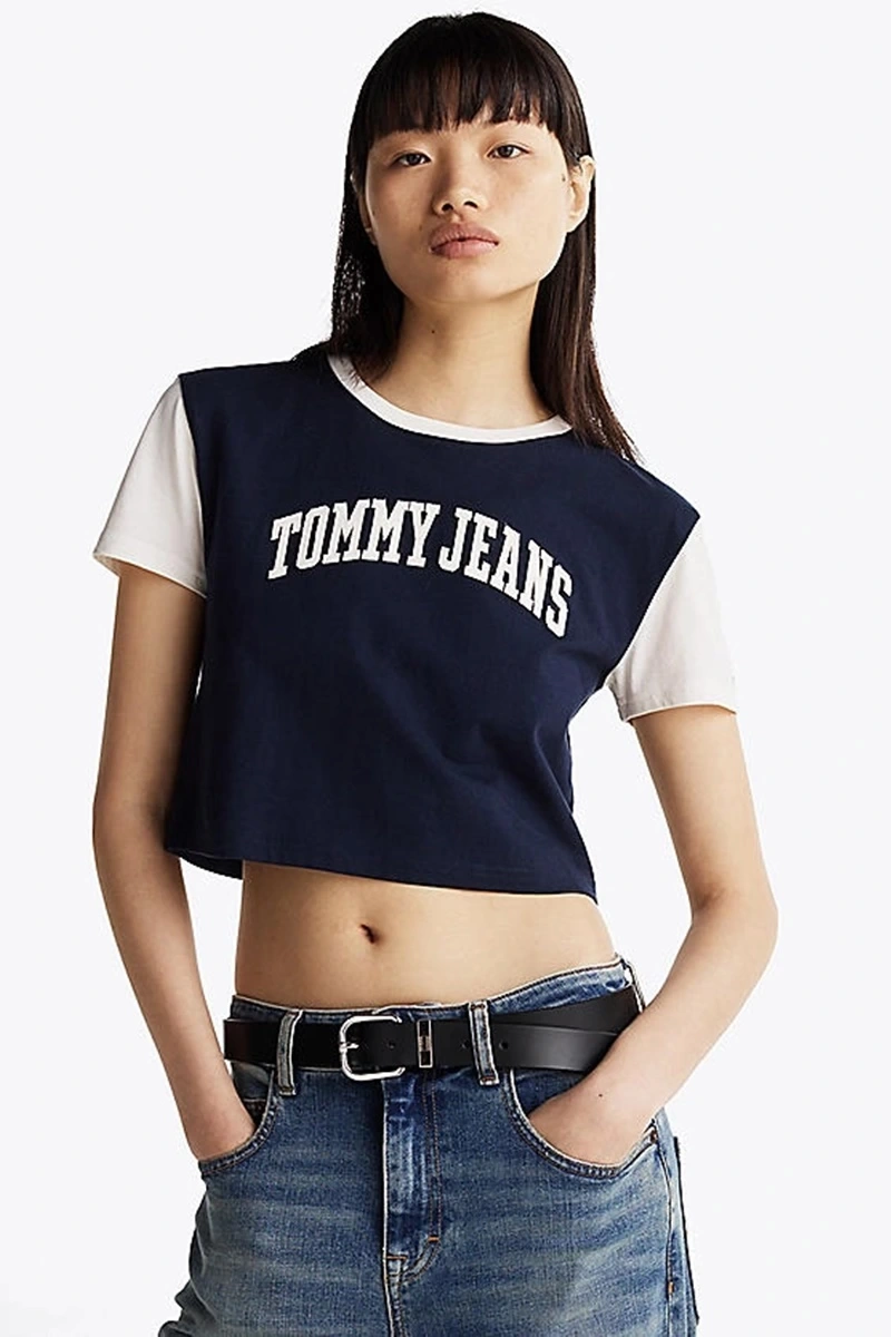 Tommy Hilfiger Kadın Siyah Logolu  Crop T-Shirt