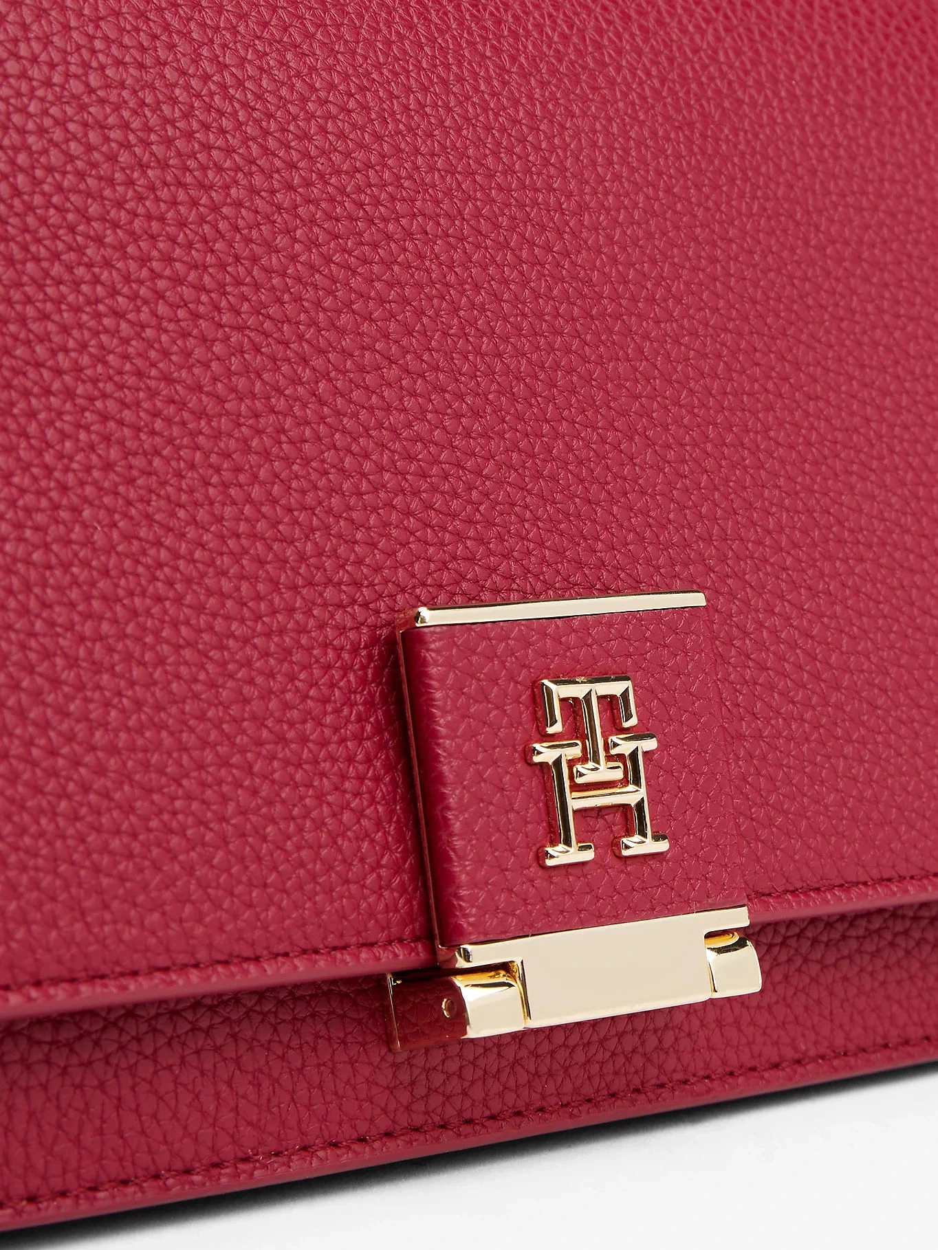 Tommy Hilfger Kadın TH Monogram Kapaklı Askılı Çanta