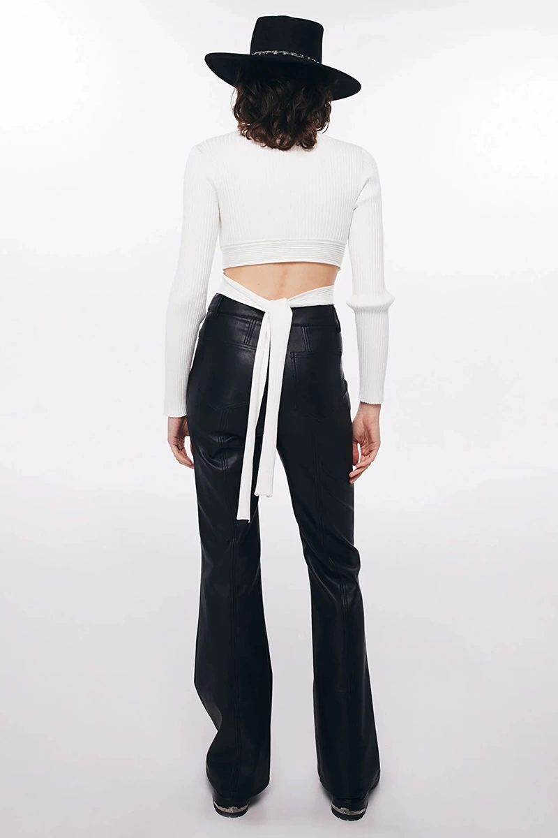 Twist Dik  Yaka Crop Triko