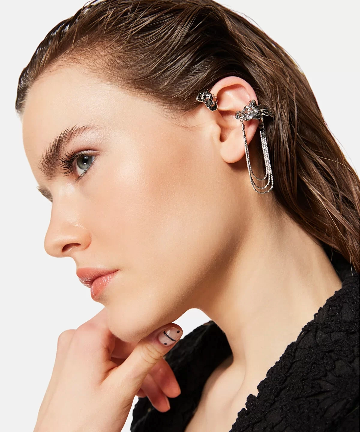 Twist Gri Sallantılı Metal Ear Cuff