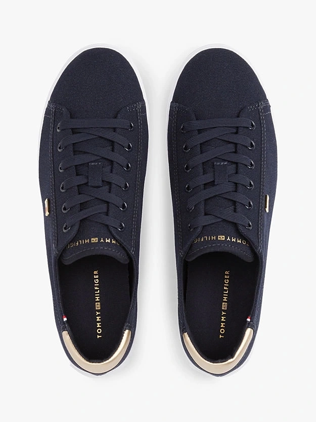 VULC CANVAS LACE UP SNEAKER