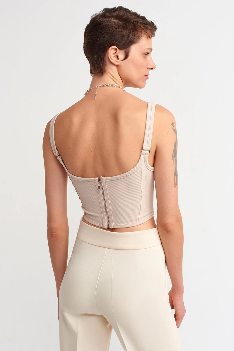 Dilvin Bej Korse Top