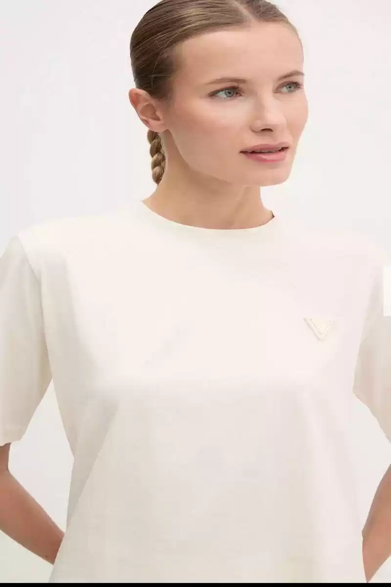 Guess Kadın Krem Logolu T-Shirt