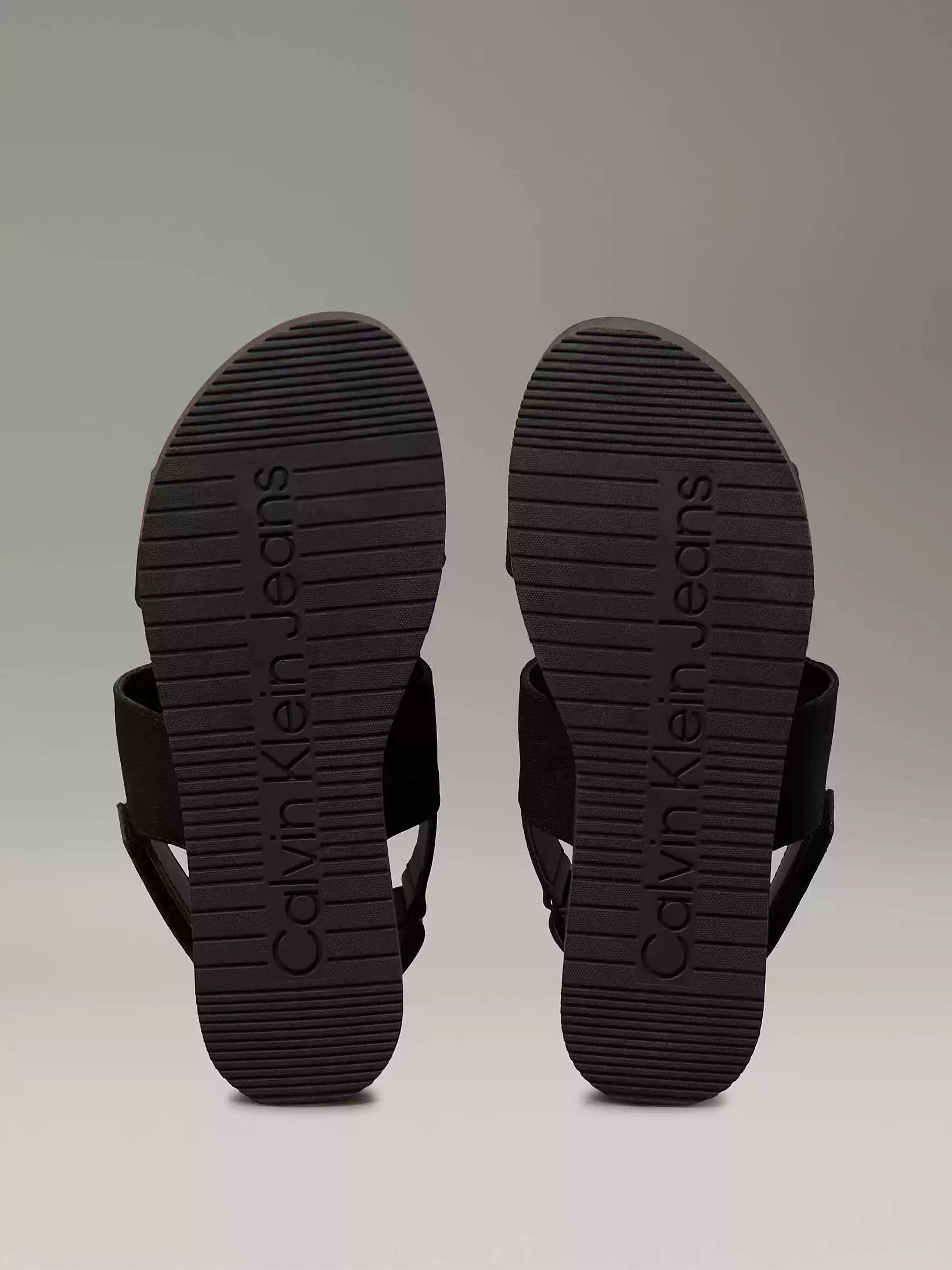 Calvin Klein Kadın Siyah Platform Logolu Sandalet
