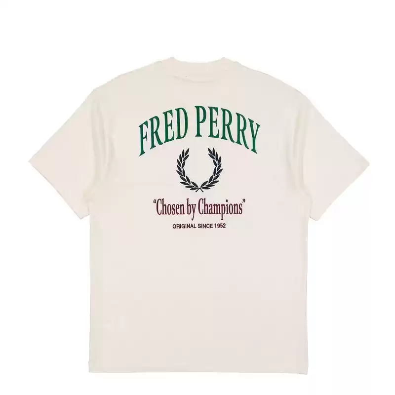Fred Perry Erkek Ekru Logo Detaylı T-shirt