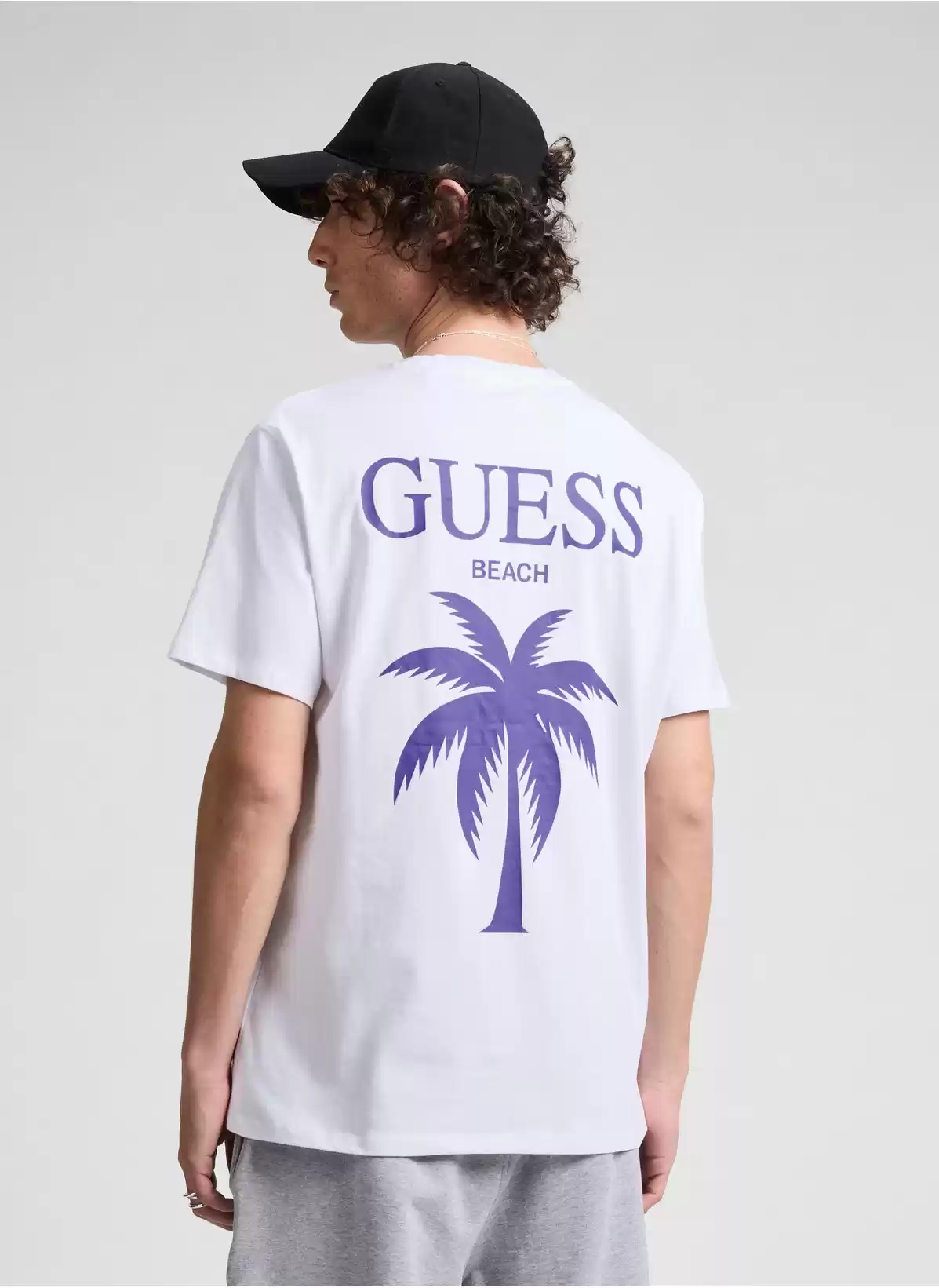 Guess Erkek Beyaz Palmiye Desenli Tişört