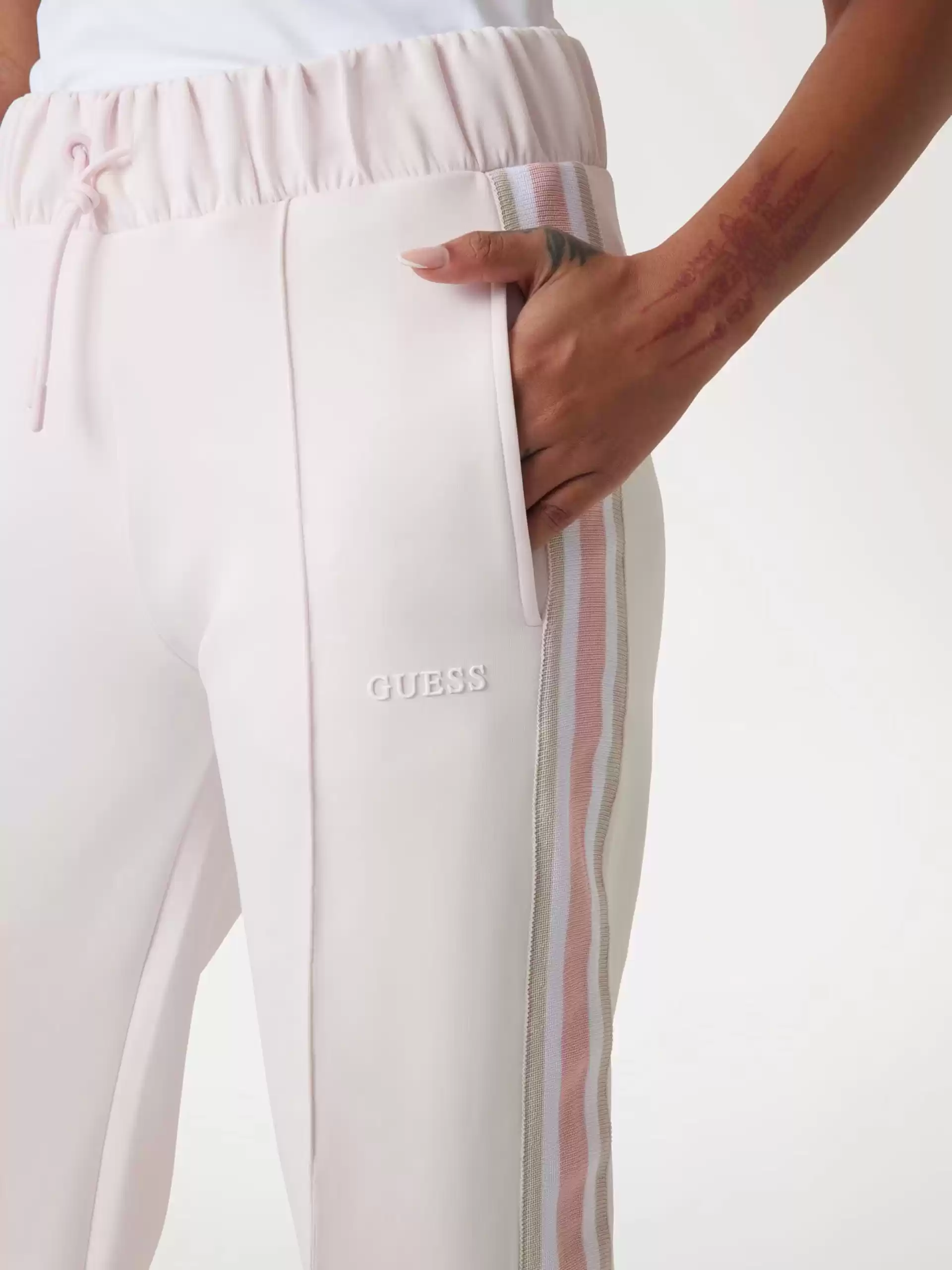 Guess Kadın Pembe Yarrow Düz Kesim Pantolon