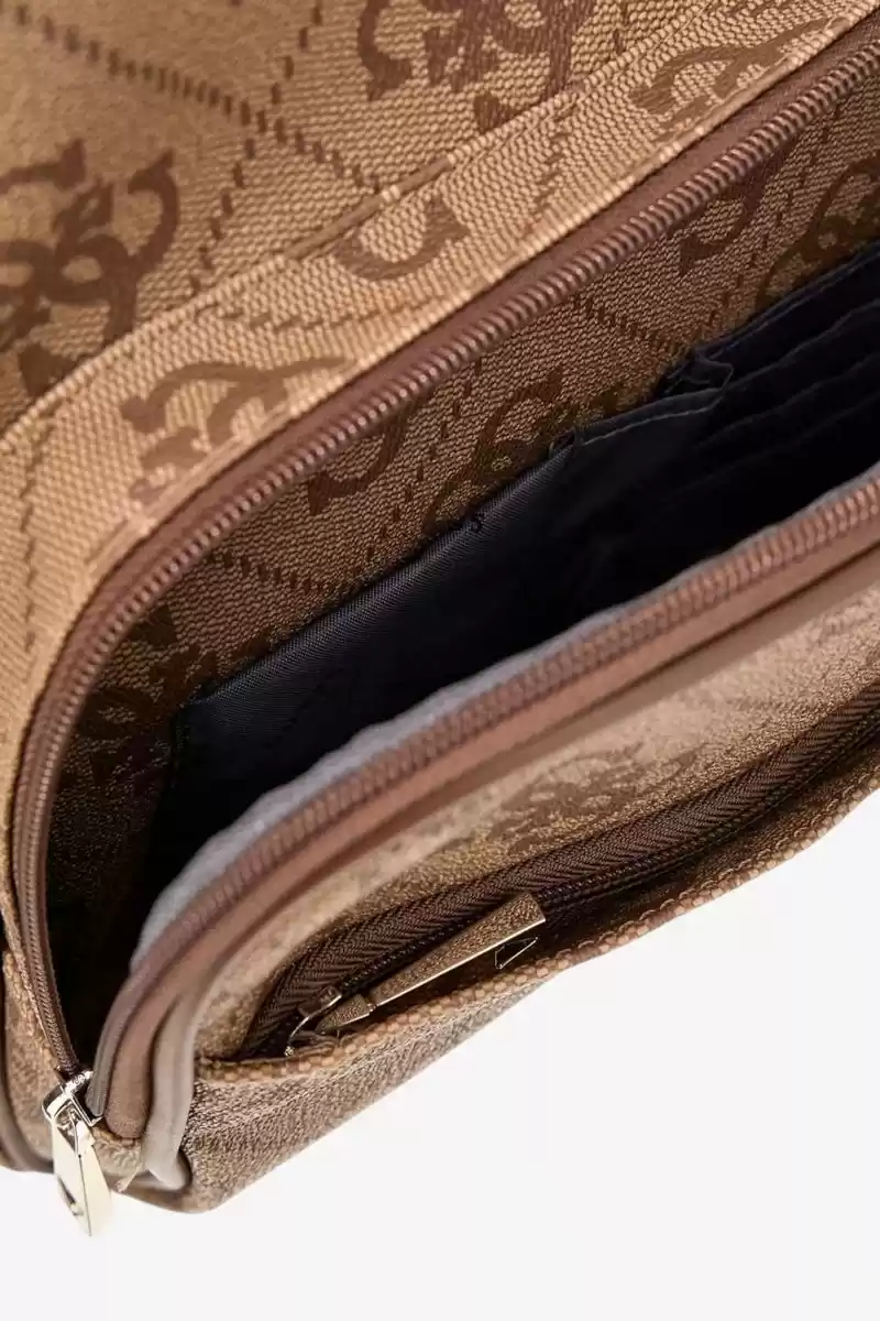 Guess Kadın Kahverengi Berta Sırt Çantası