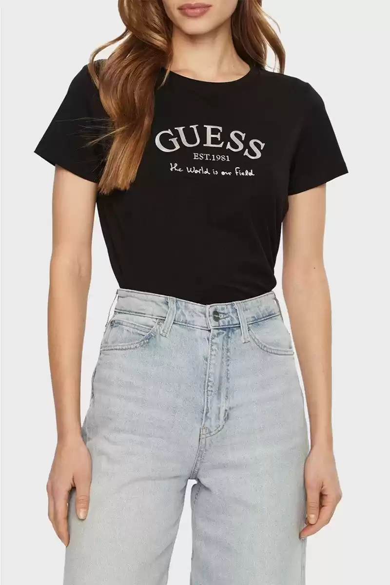 Guess Kadın Margot Siyah Ön Logolu T-Shirt