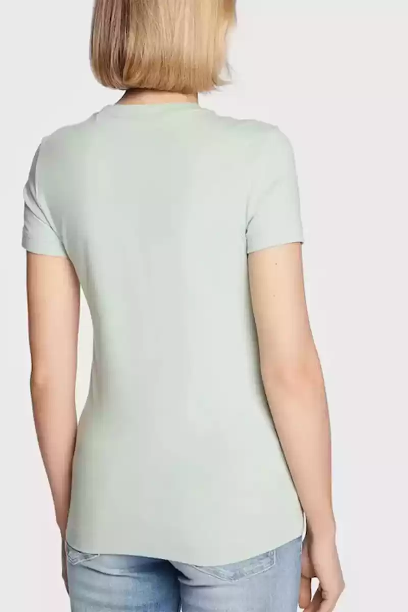 Guess Kadın Mini Üçgen Logolu Yeşil T-Shirt
