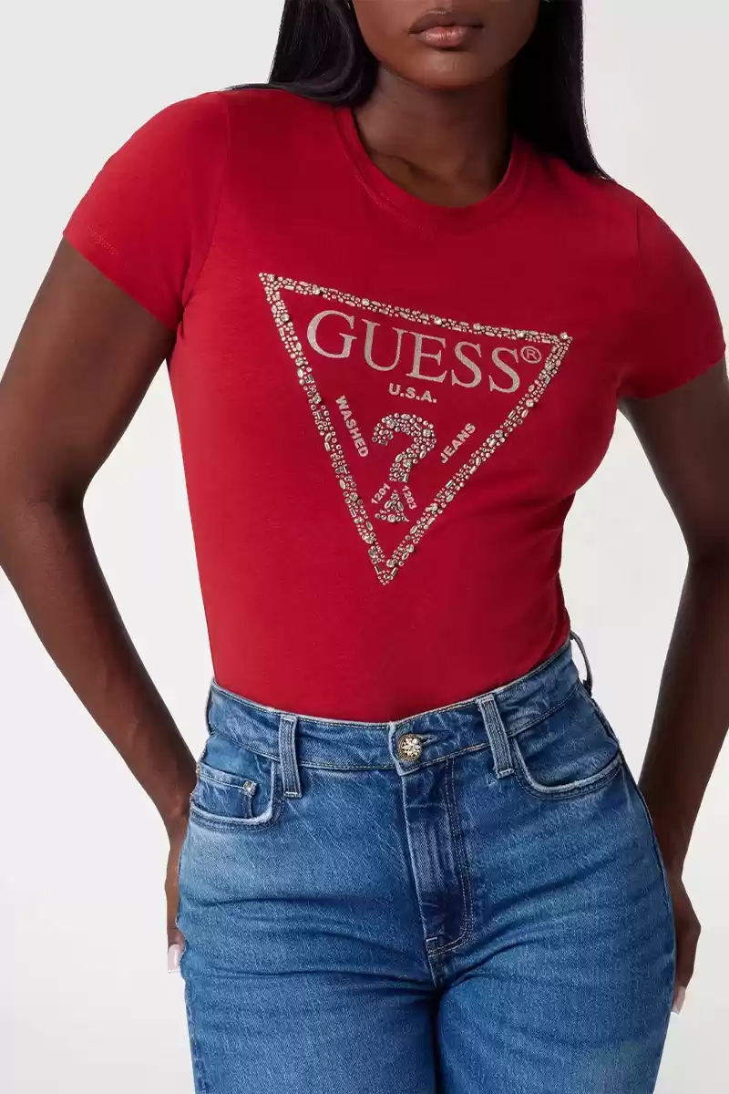 Guess Kadın Parlak Üçgen Logolu Kırmızı T-Shirt