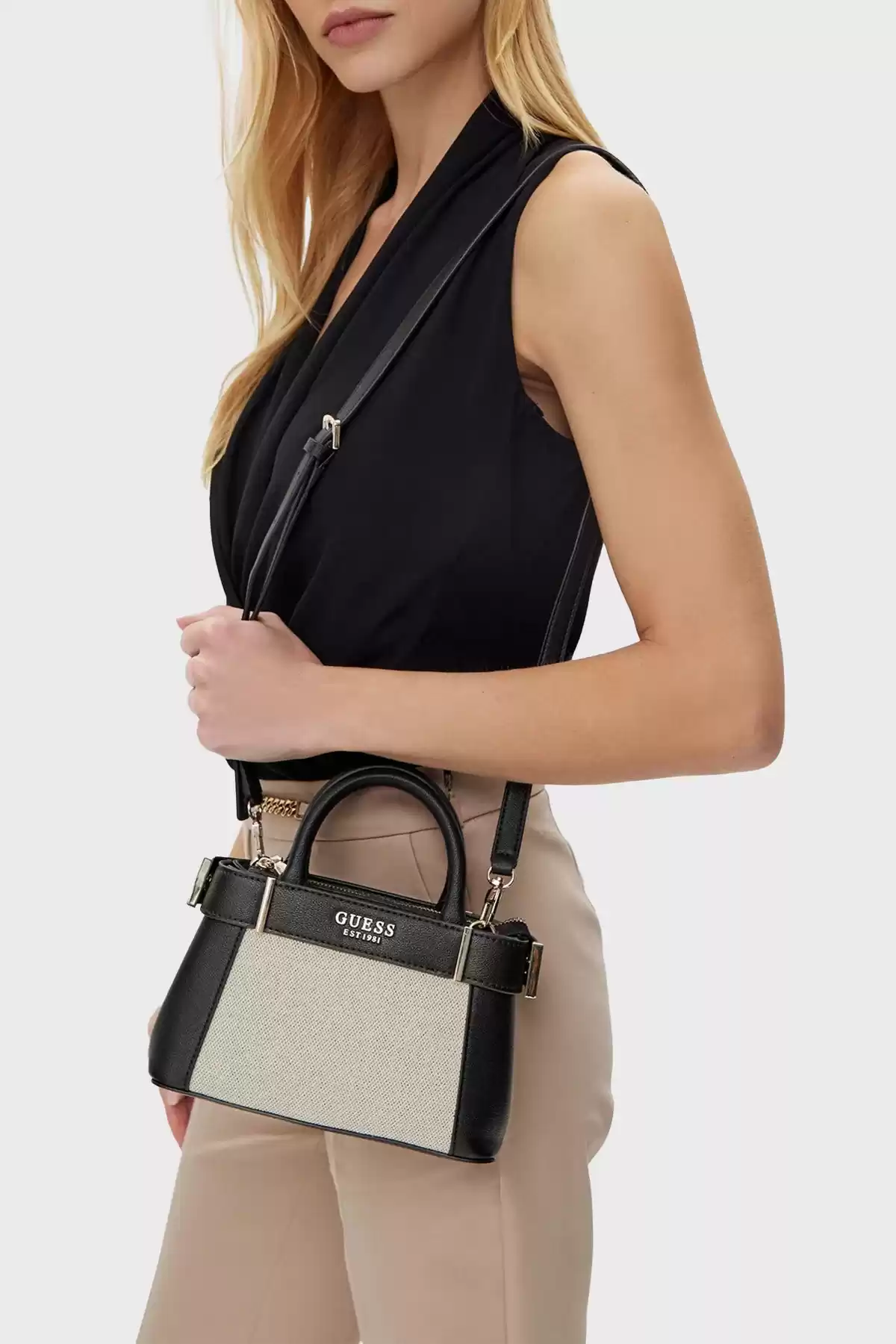 Guess Kadın Siyah Anadela Mini Satchel Çanta