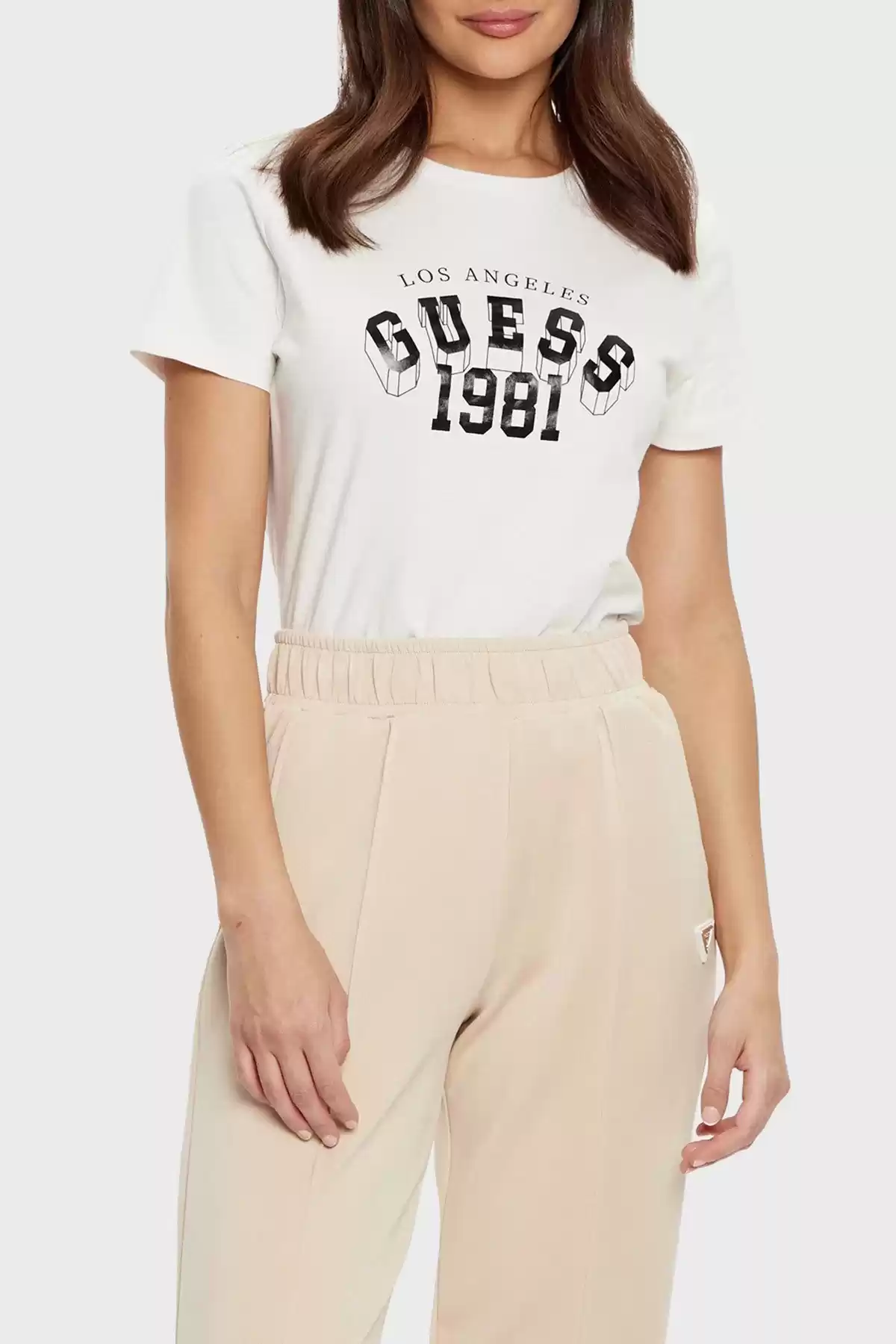 Guess Kadın Krem Martina   Bisiklet Yaka Logolu T-Shirt