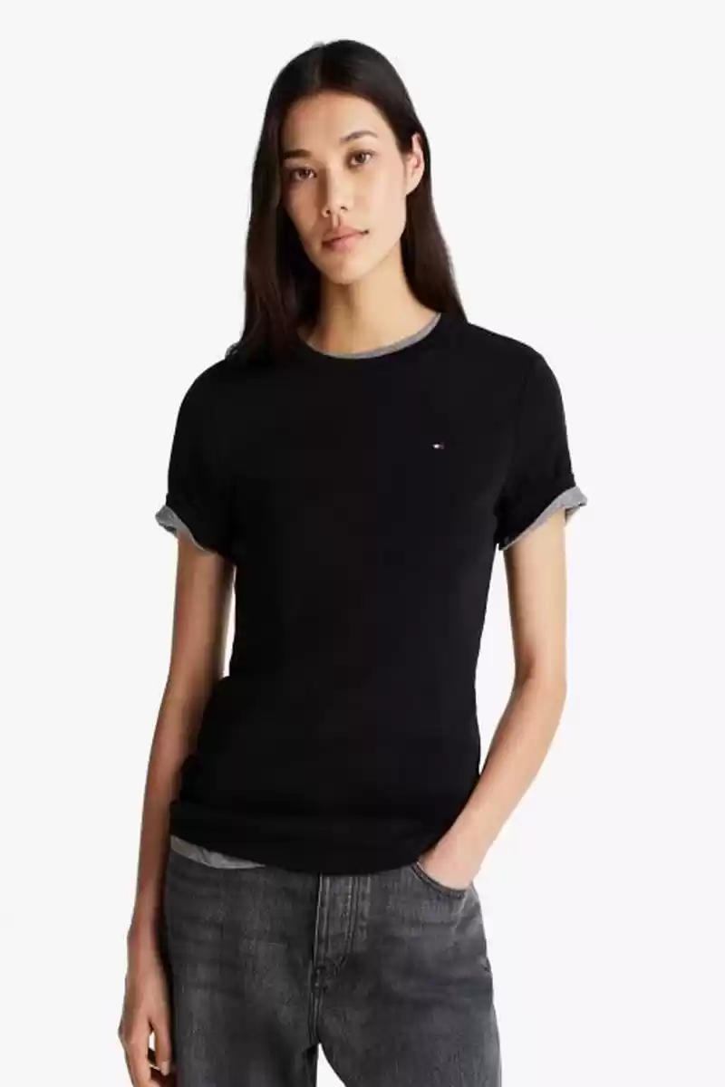 Tommy Hilfiger Kadın  Siyah Yuvarlak  Yaka  Slim T-Shirt