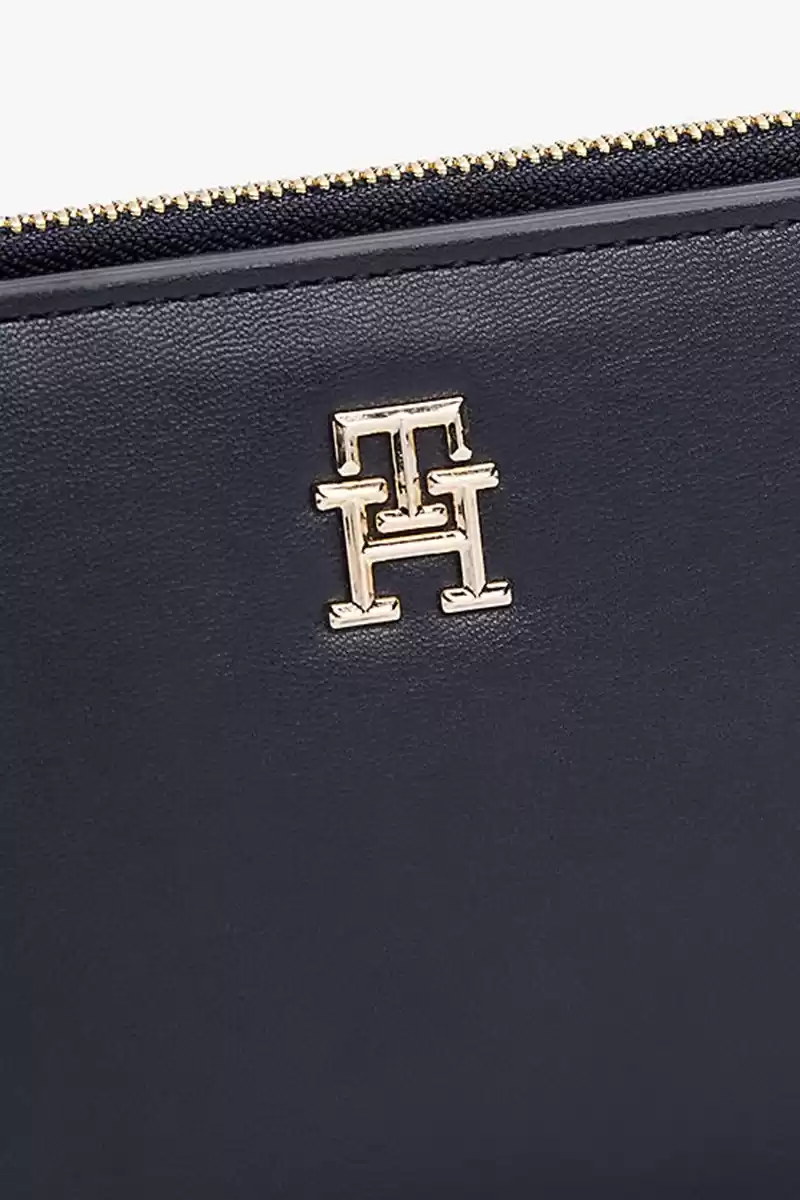 Tommy Hilfiger Logolu Kadın Lacivert  Fermuarlı Cüzdan