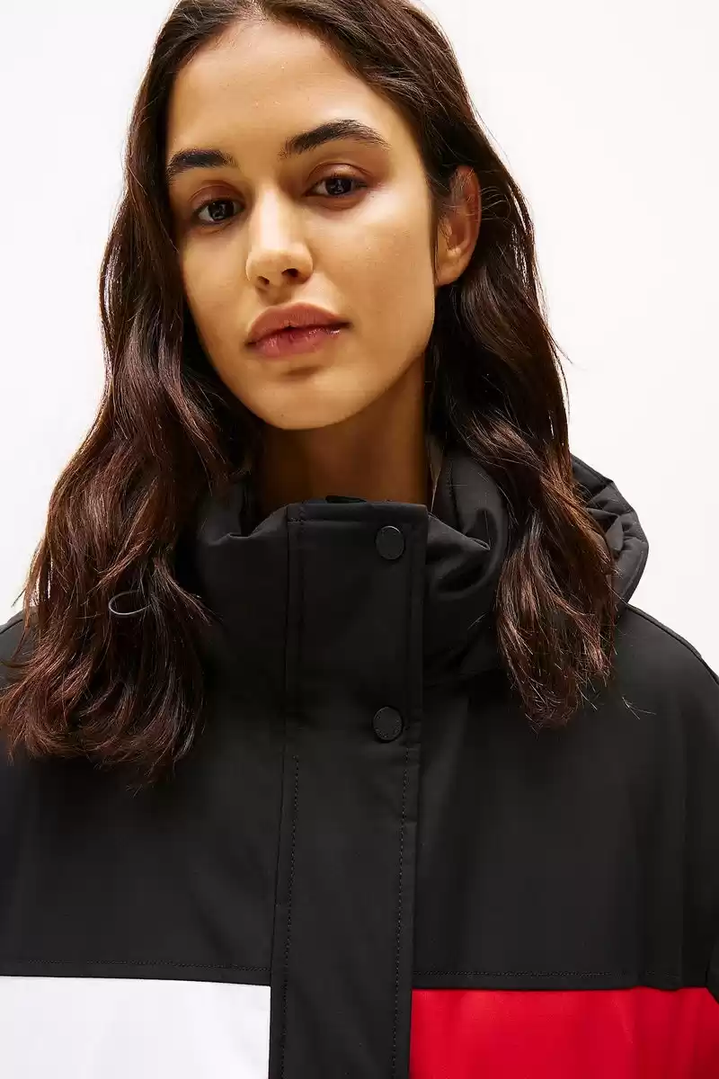 Tommy  Hilfiger Kadın Arka Logo Renk Bloklu Şişme Mont