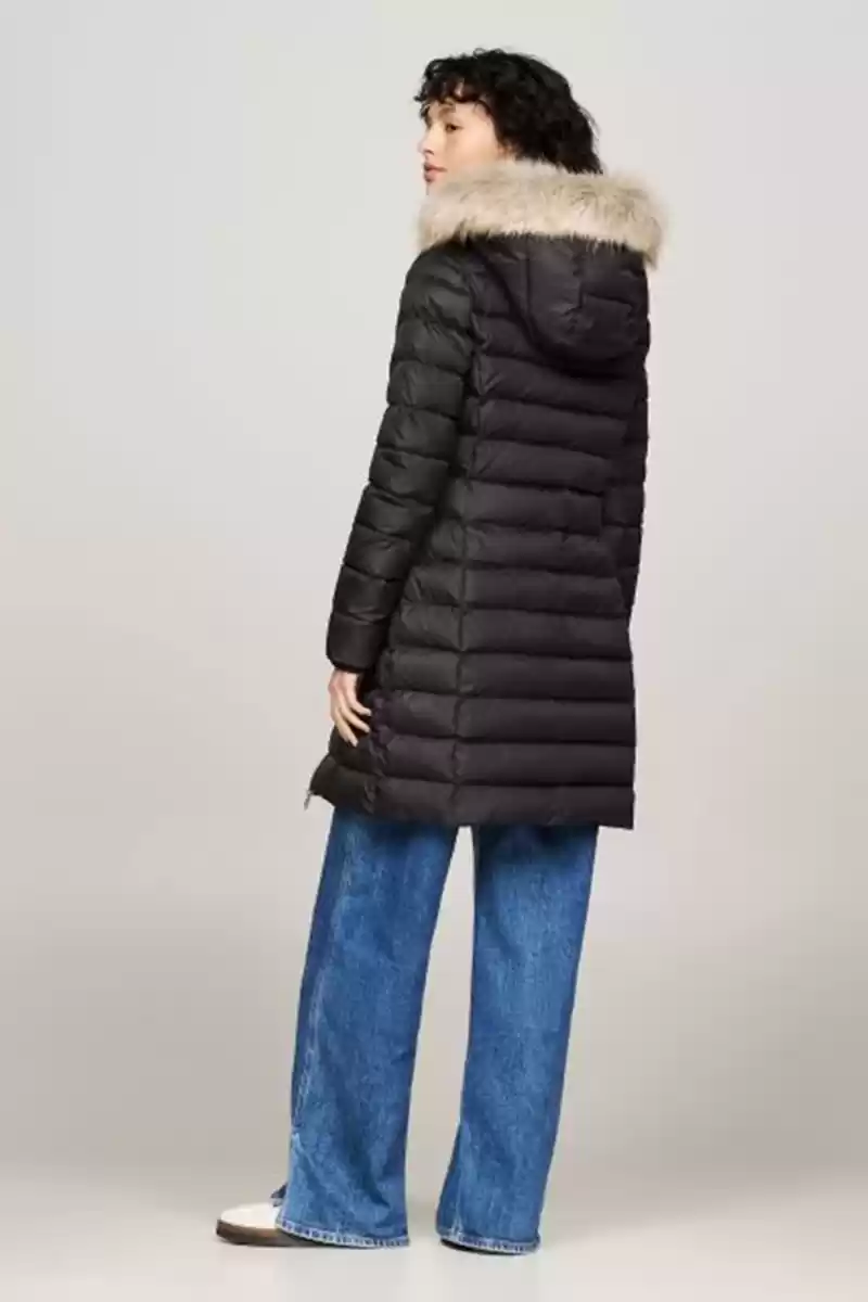 Tommy Jeans Kadın Kürk Kaplamalı Siyah Mont