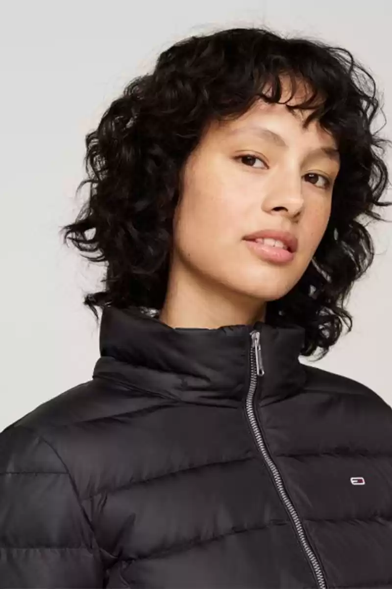 Tommy Jeans Kadın Kürk Kaplamalı Siyah Mont