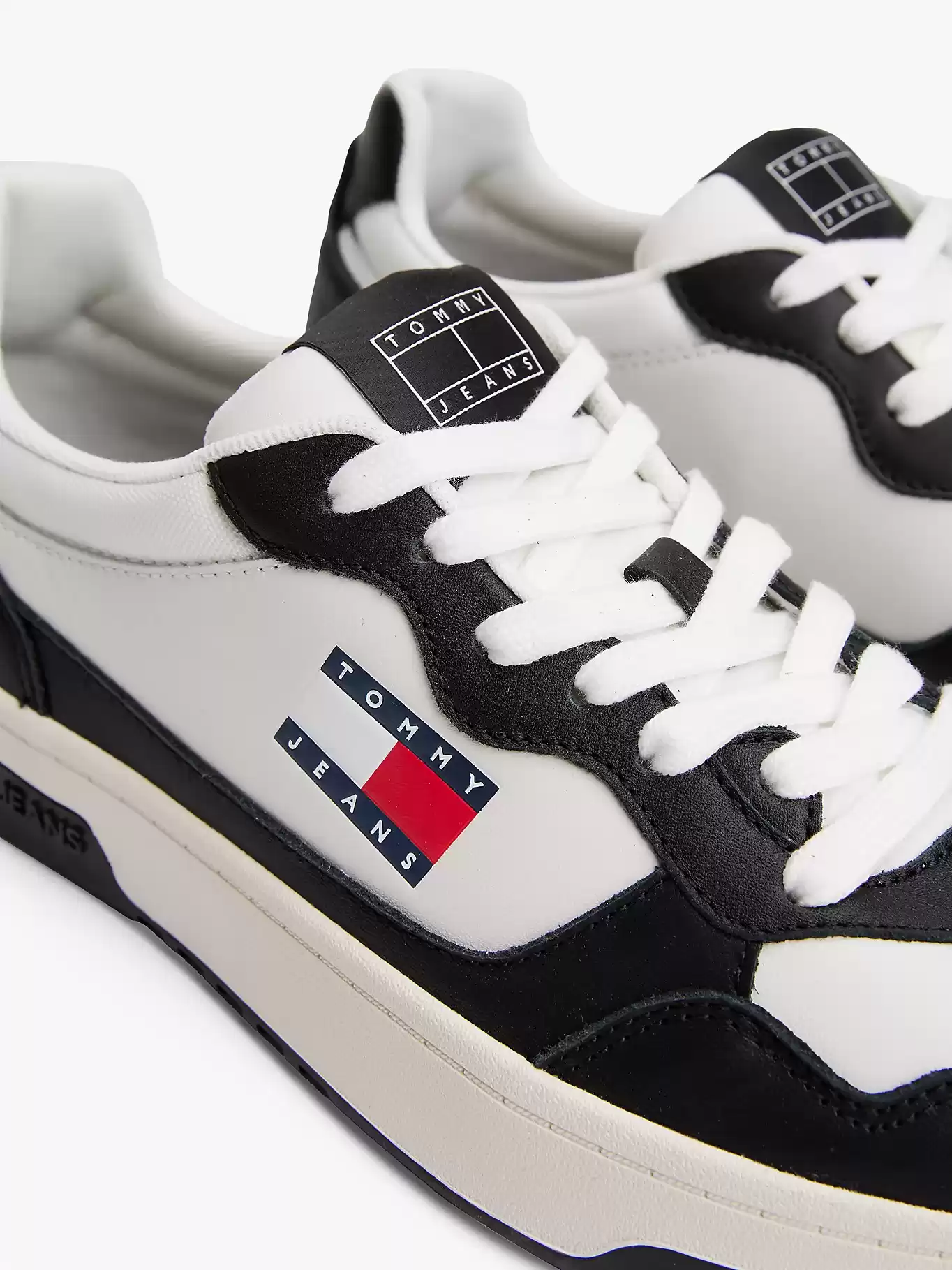 Tommy Hilfiger Erkek Deri Siyah Beyaz Sneaker
