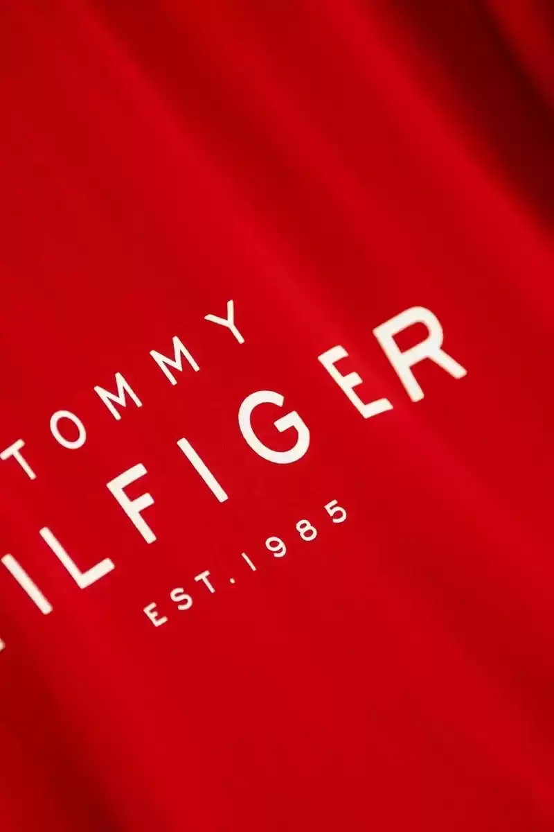 Tommy Hilfiger Erkek Kırmızı Logo Yuvarlak Yaka T-Shirt