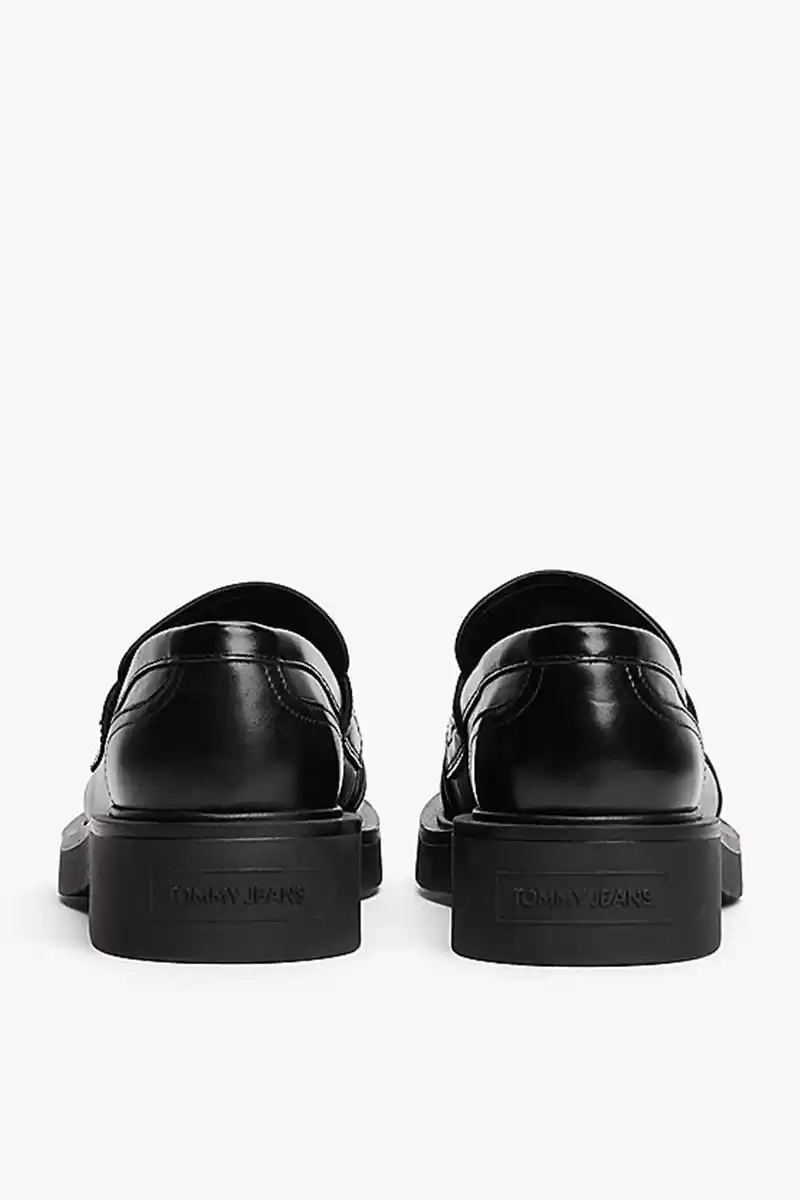 Tommy Hilfiger Kadın Deri Kalın Tabanlı Loafer Ayakkabı