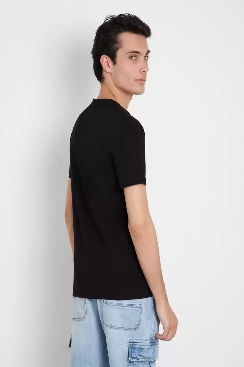 Guess Erkek Siyah Dar Fit T-Shirt