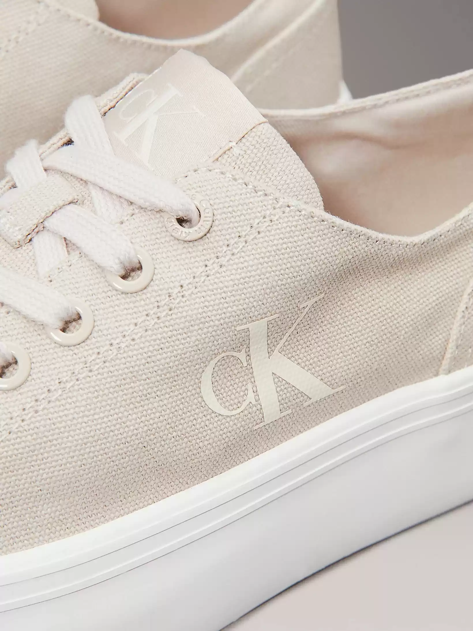 Calvin Klein Kadın Krem Logolu Sneaker