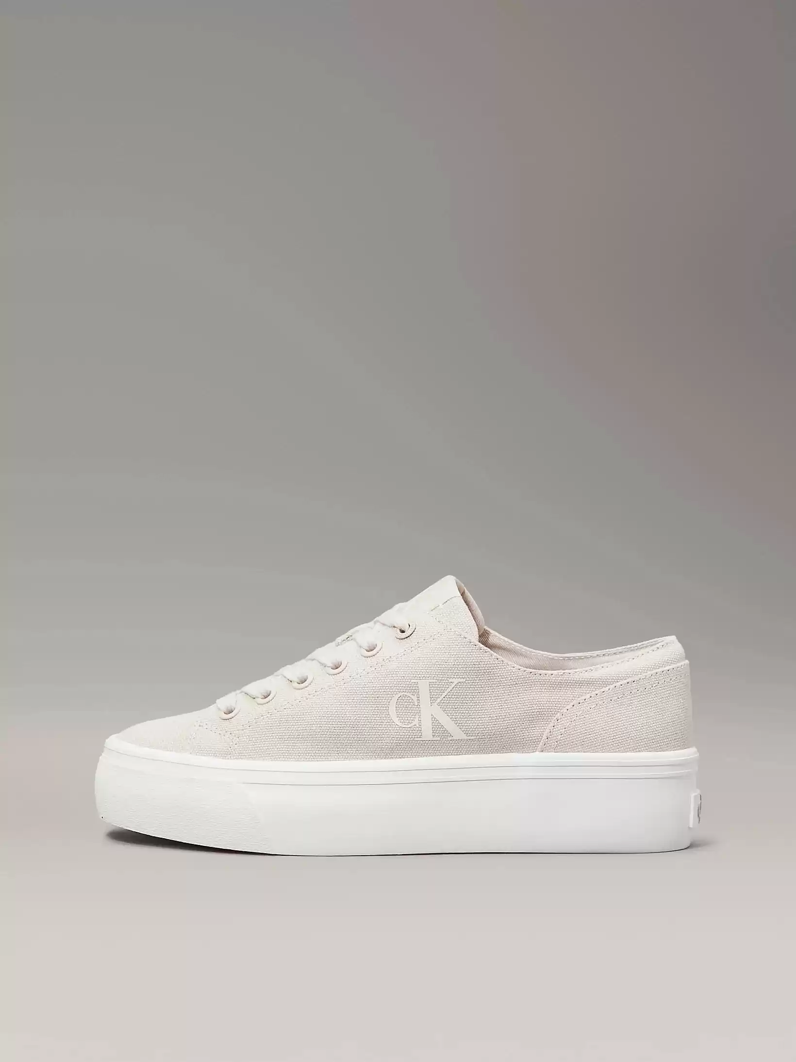 Calvin Klein Kadın Krem Logolu Sneaker