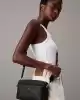 Calvin Klein  Kadın  Siyah Ck Must Conv Camera Çanta
